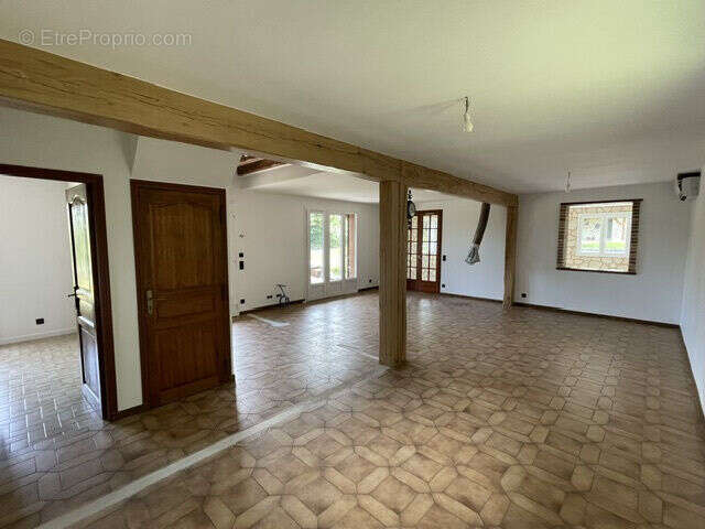 Maison 148 m² à Jouy-Sur-Morin  - photo 5