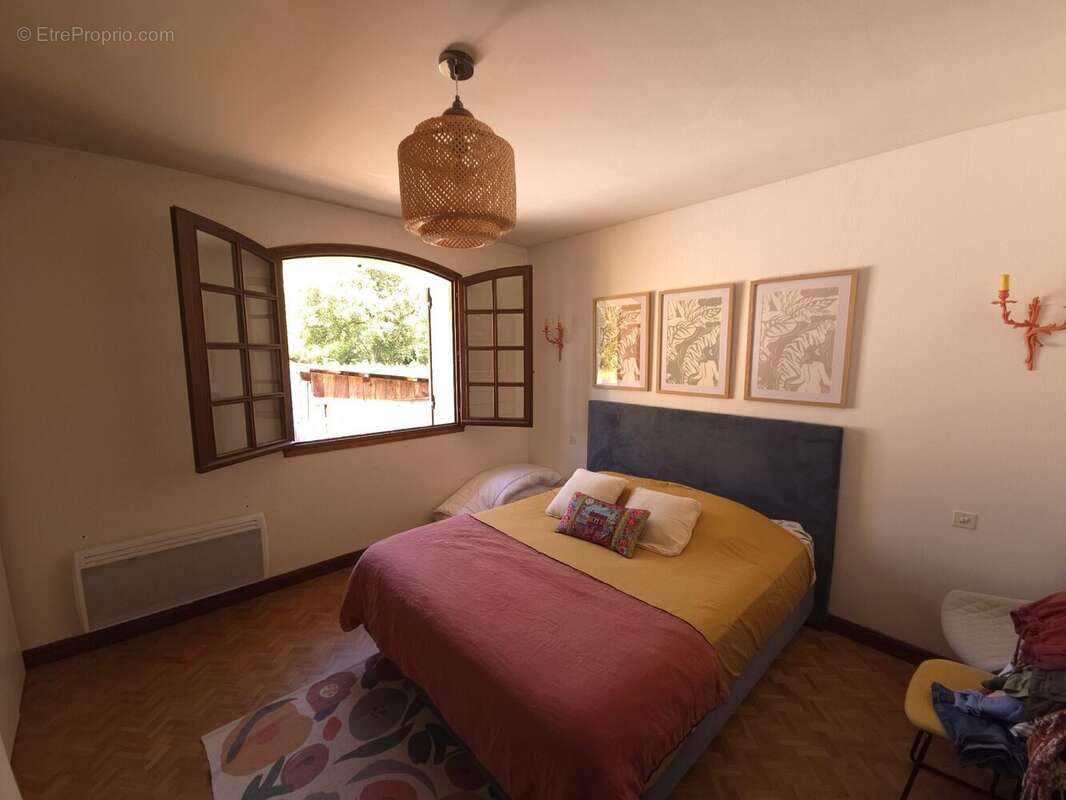 Maison 188 m² à Le Fleix  - photo 5