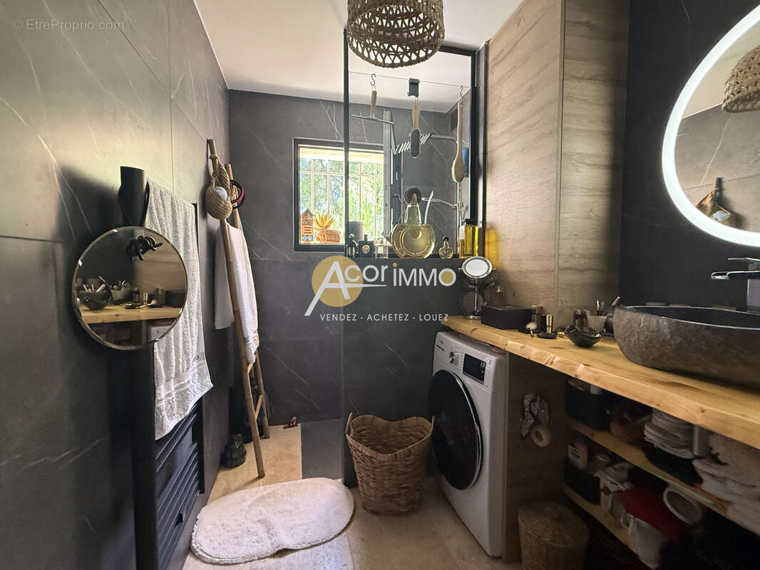 Appartement à SANARY-SUR-MER