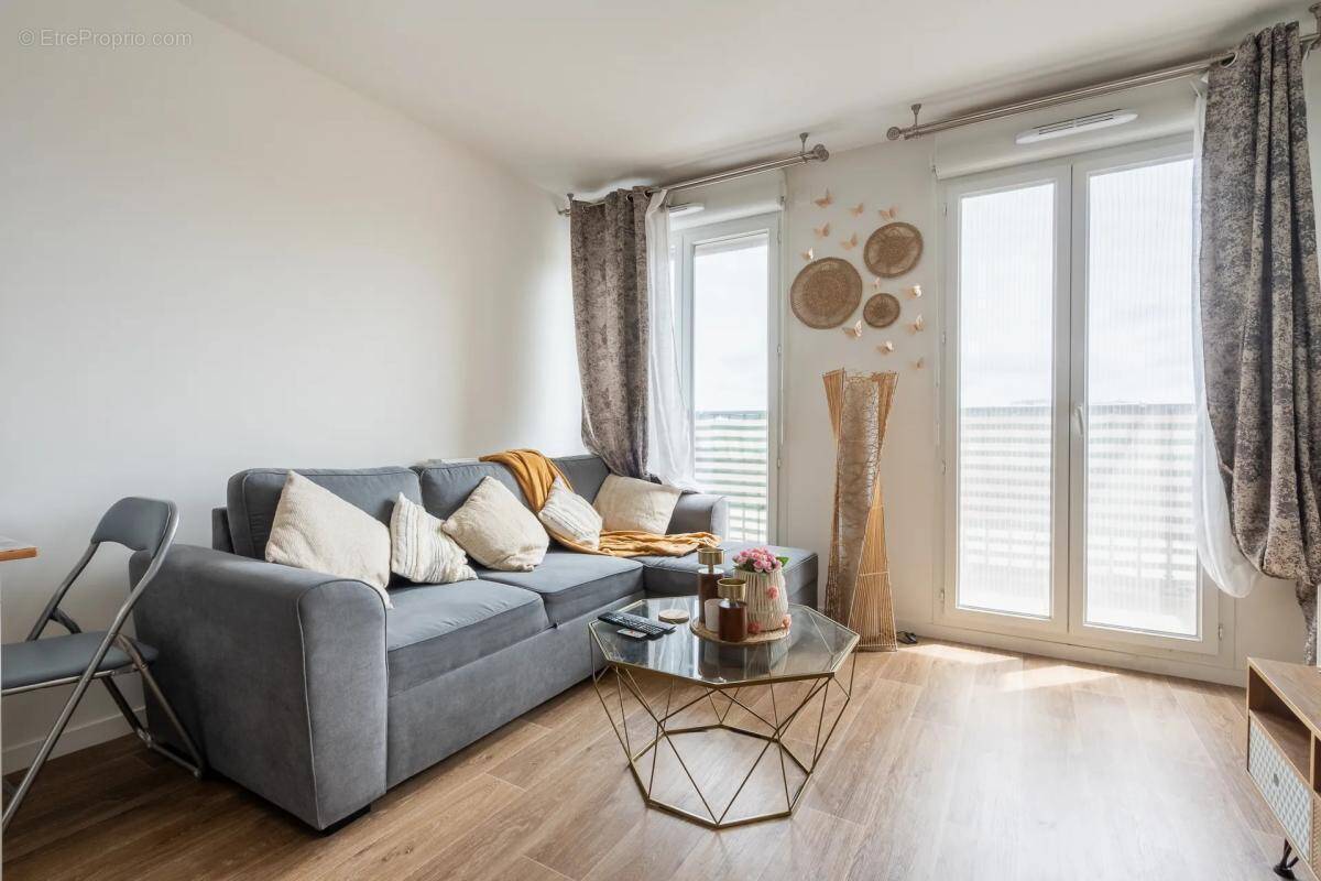 Appartement à LE BLANC-MESNIL