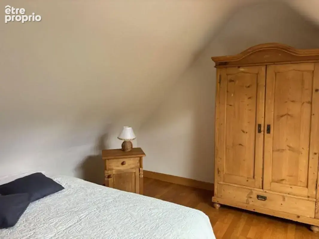 Propriété Familiale de 235 m² -4 chambres -Piscine-Dépendance-Terrain1700M² - photo 10