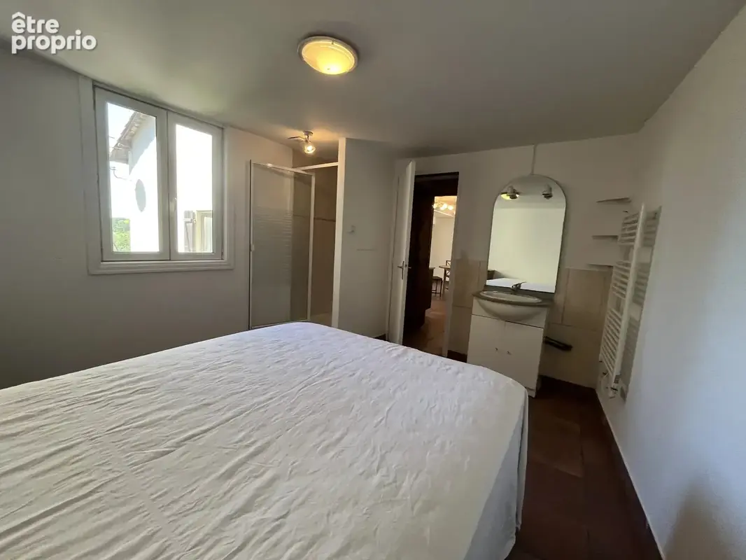 Ensemble immobilier à ETAGNAC - photo 7