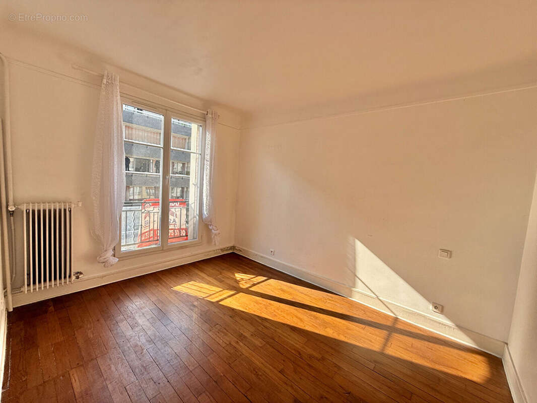 Appartement à PARIS-12E