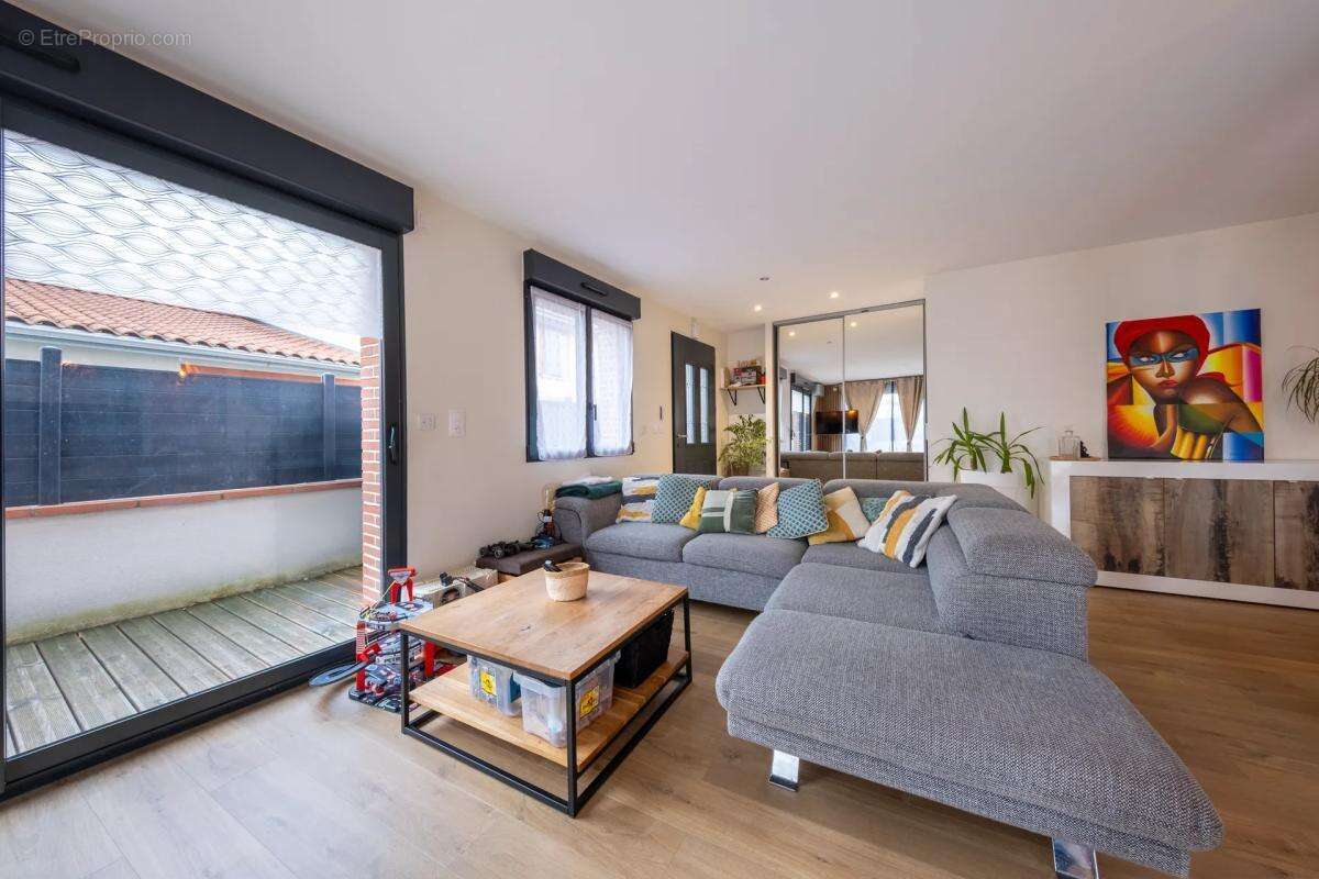 Maison à LAUNAGUET