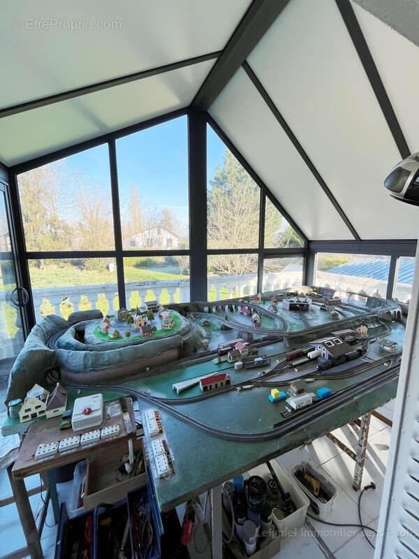 Propriété avec piscine et sa maison d'amis sur son jardin de 2250m2 - photo 12