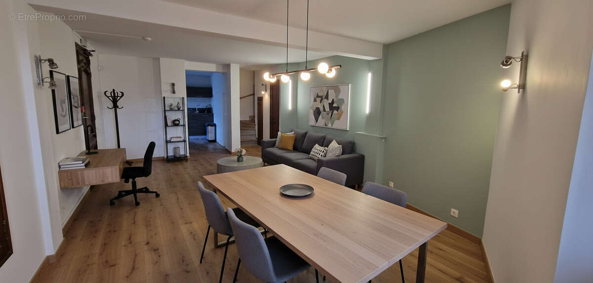 Maison à LE BARROUX