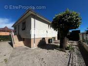 Photo 1 - Maison à CHARVIEU-CHAVAGNEUX