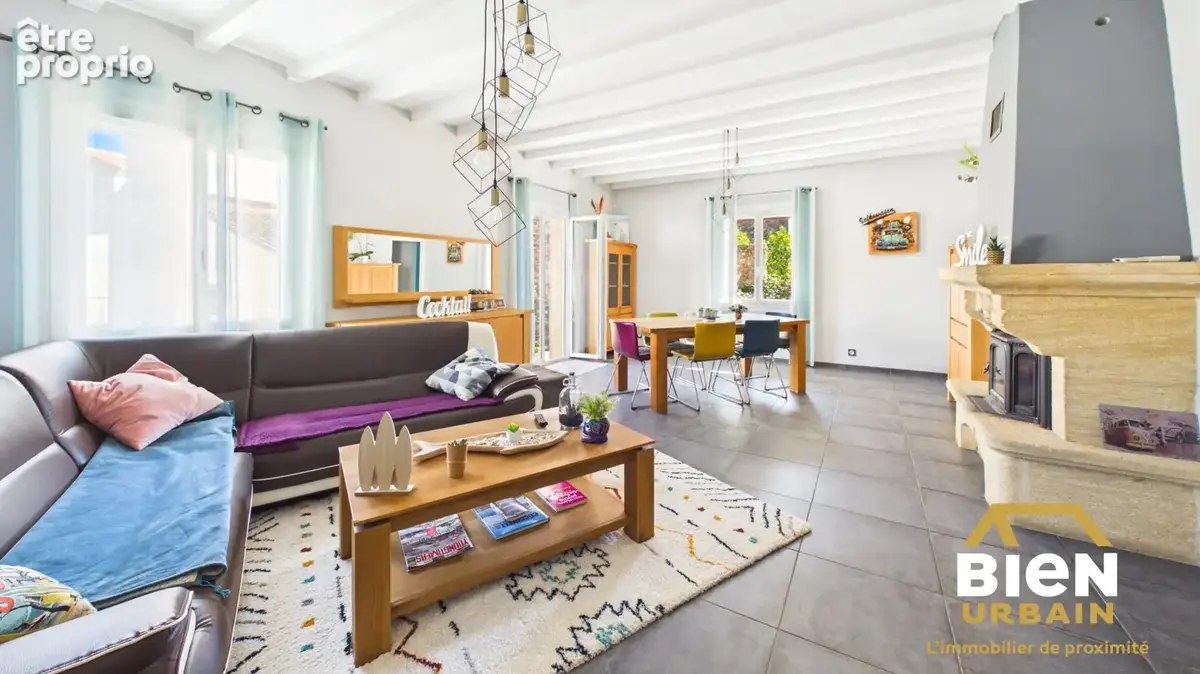 Maison 135 m² à Saint-Gilles  - photo 5