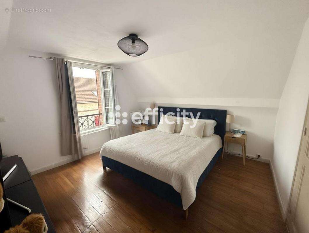 Maison à CREPY-EN-VALOIS