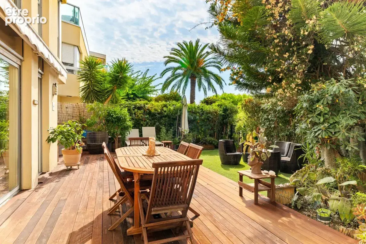 NICE Ouest Corniche Fleurie 5P Duplex 130m² jardin 63m² double garage - photo 2
