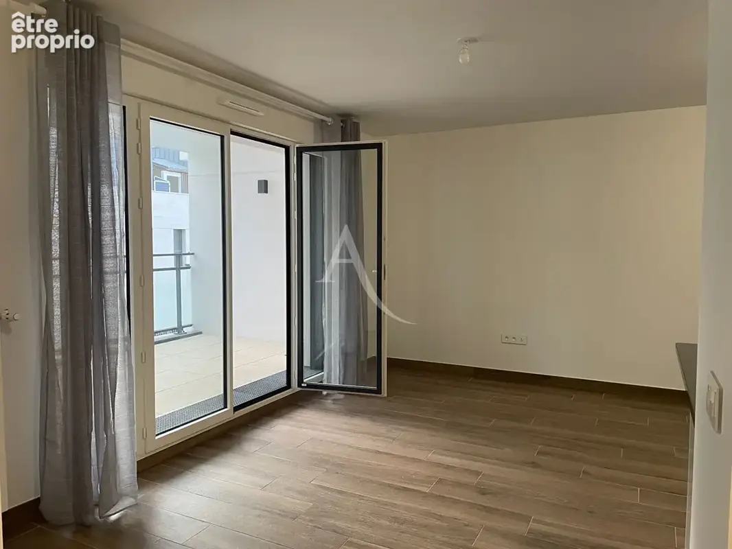 Appartement 2 pièces -  SAINT MAUR-LA VARENNE - photo 5