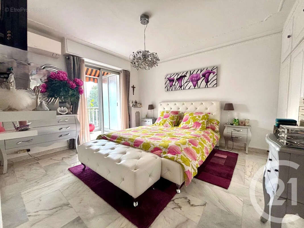Appartement à LE CANNET