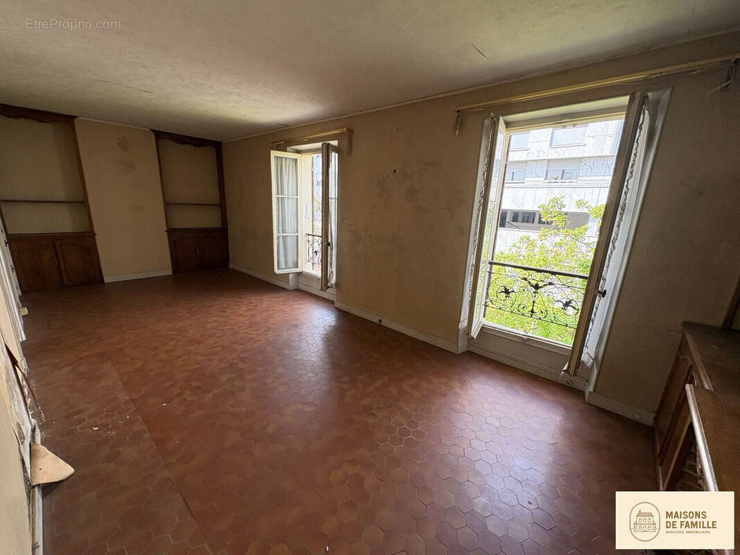 Appartement à SAINT-MAUR-DES-FOSSES