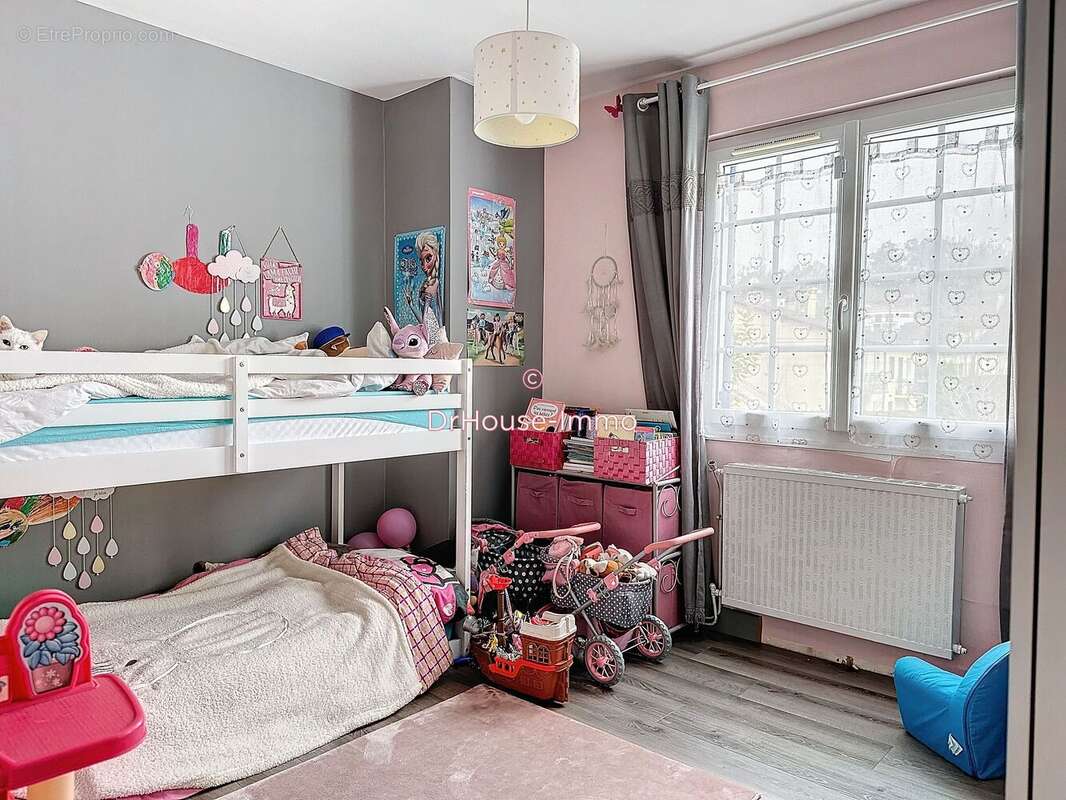 Maison à COULOUNIEIX-CHAMIERS