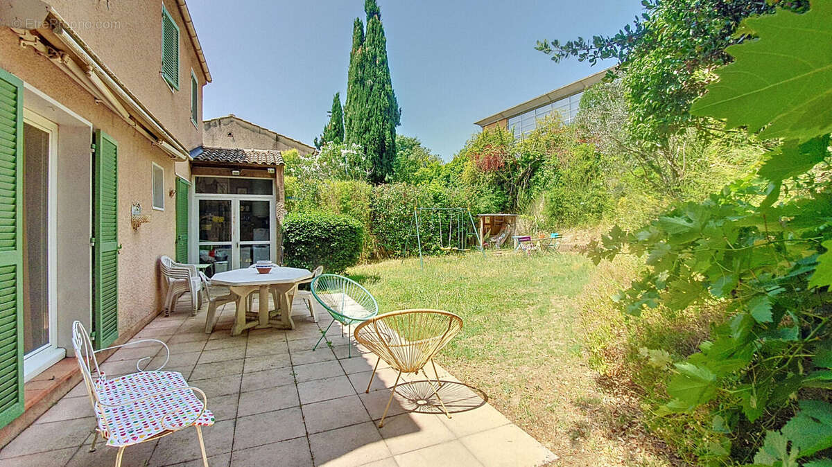 Maison à MARSEILLE-11E