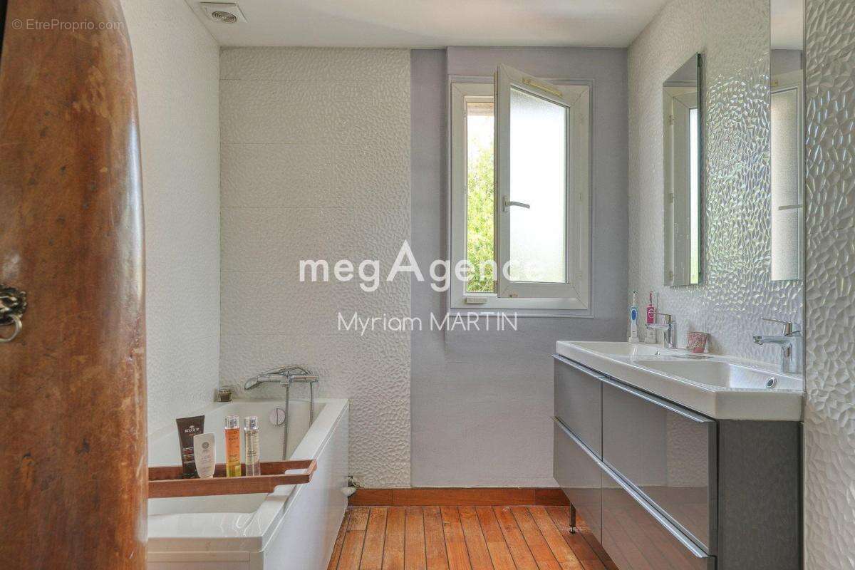 Maison à SAINT-PRIX