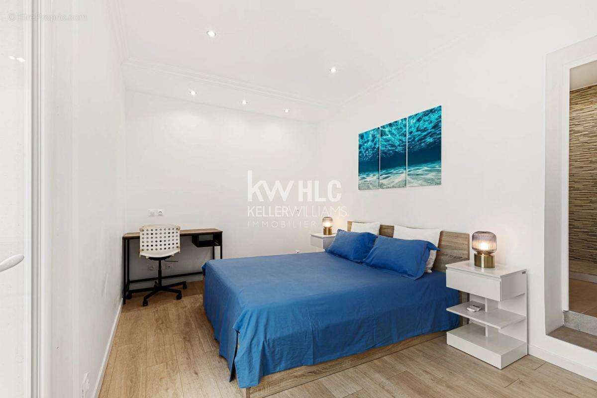 Maison à SAINT-LAURENT-DU-VAR