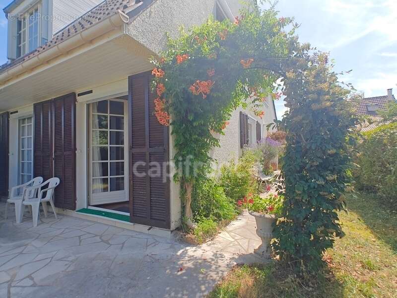Maison à BREUILLET