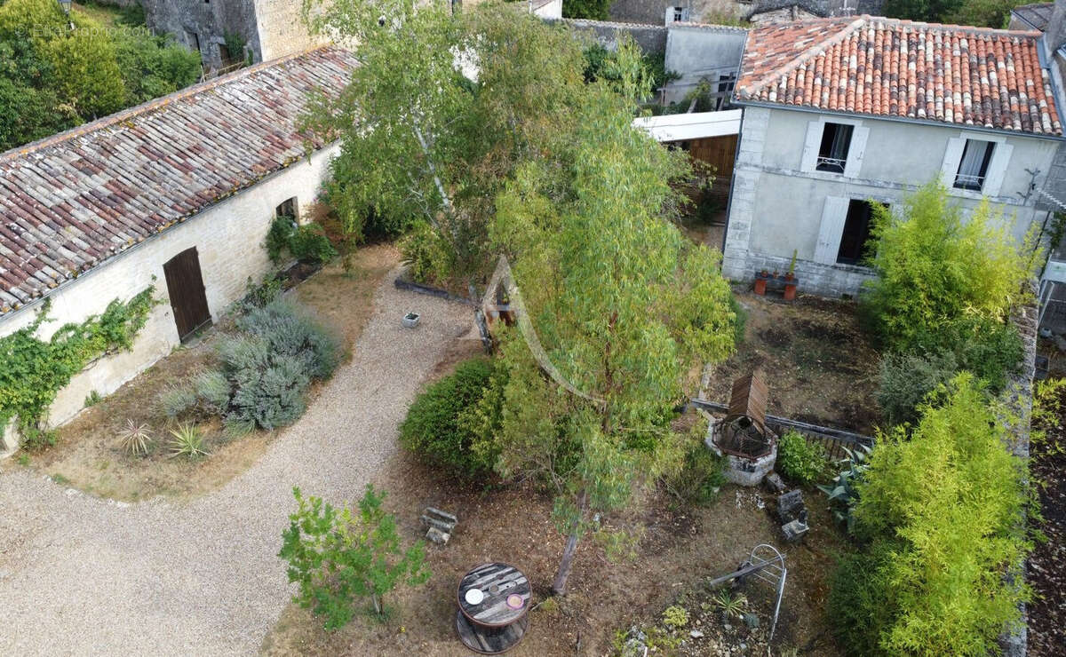 Maison Pons 6 pièce(s) 145 M² - photo 18