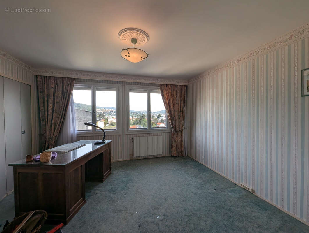 Appartement à CHAMALIERES