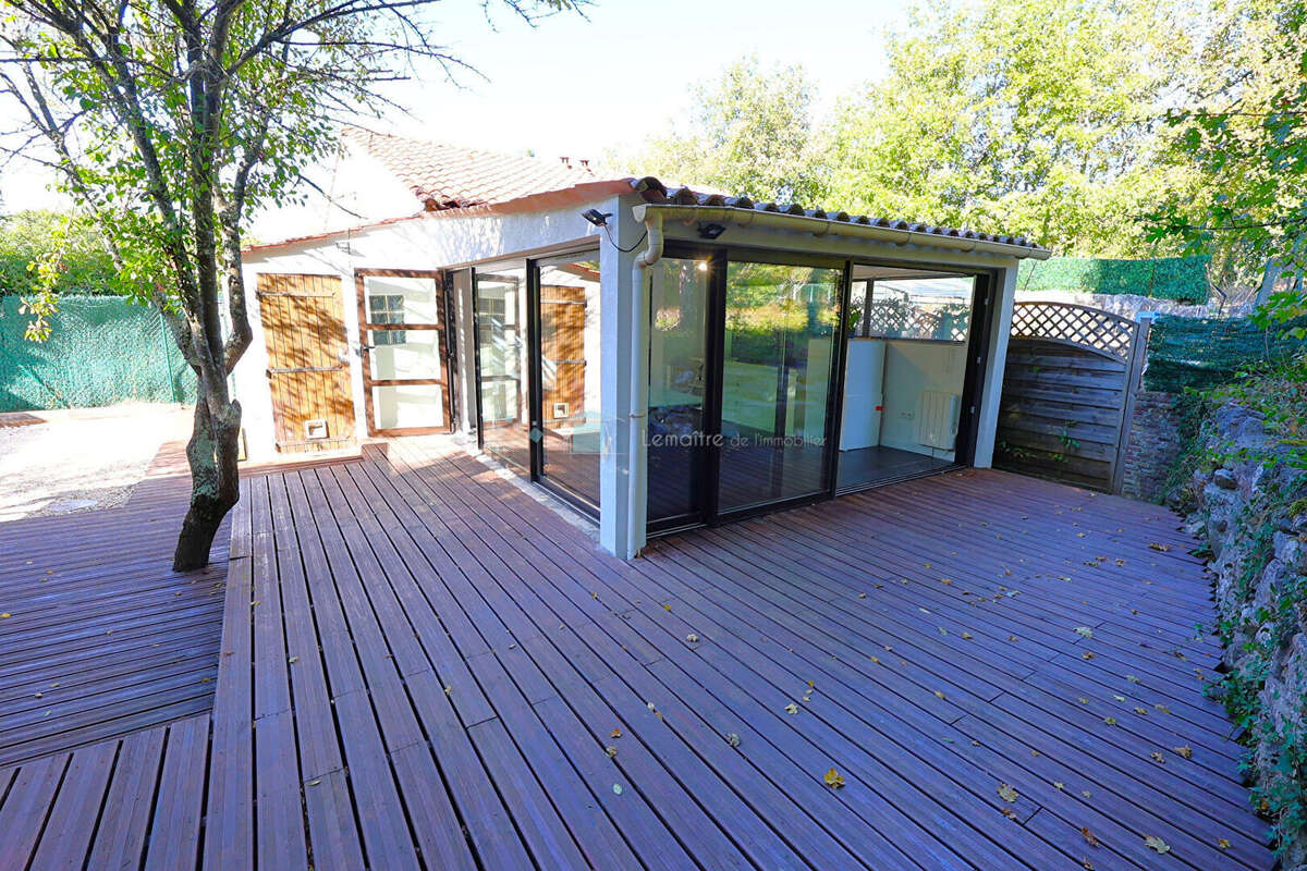 Maison à SAINT-CEZAIRE-SUR-SIAGNE