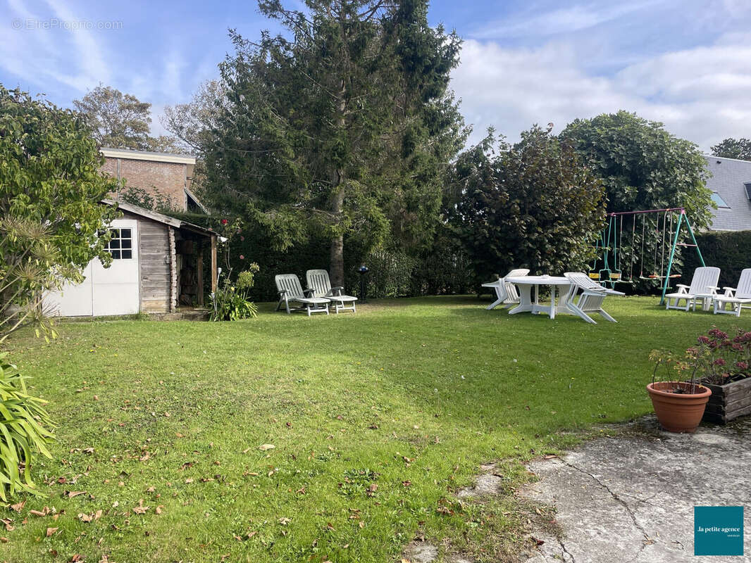 Maison à LION-SUR-MER