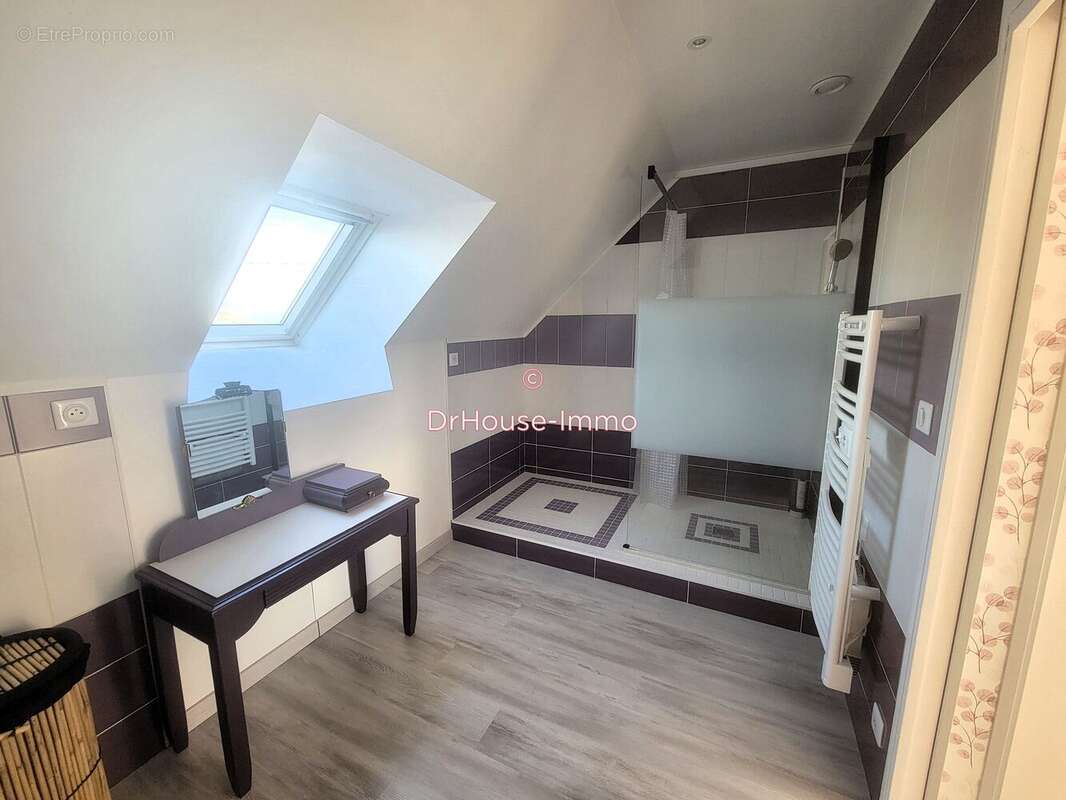 Maison à HIREL