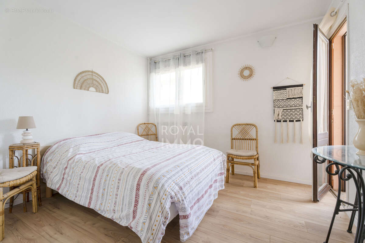 Appartement à LA VALETTE-DU-VAR