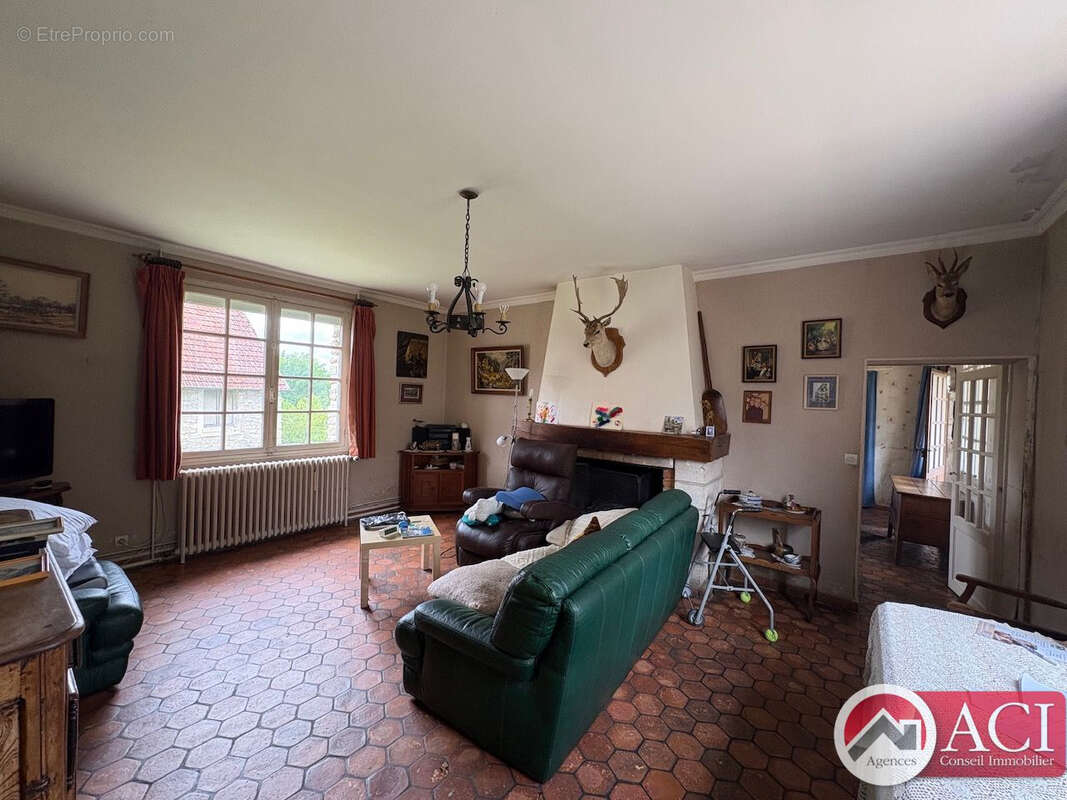Maison à GRISY-LES-PLATRES