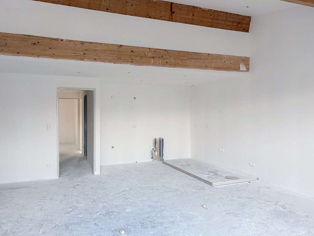 Appartement à SAINT-PAUL-SUR-SAVE