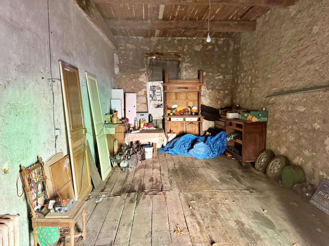 Appartement à COMPS-SUR-ARTUBY