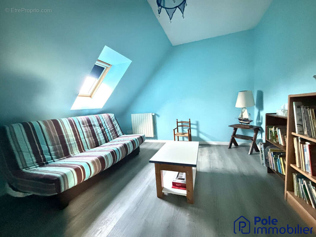 MAISON SPACIEUSE AVEC 5 CHAMBRES  - Maison à ARGENCES