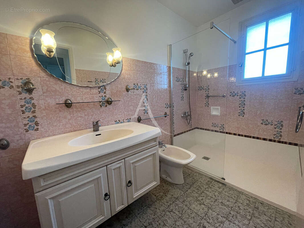 Maison à LE FENOUILLER