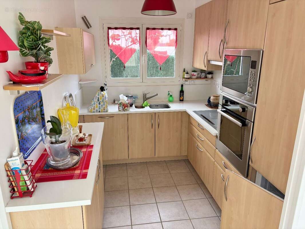 Maison à ROQUEBRUNE-SUR-ARGENS