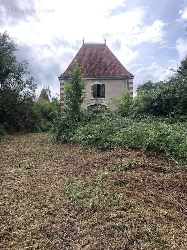 Appartement à SAINT-LOUP-DE-VARENNES