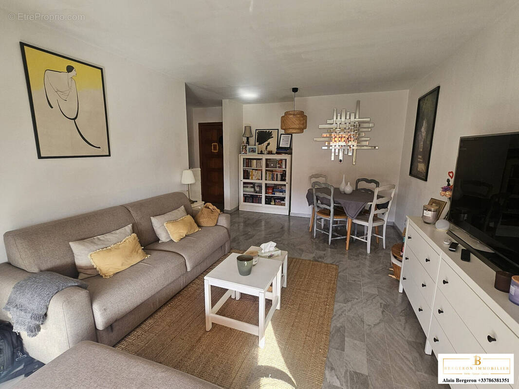 Appartement à LE CANNET