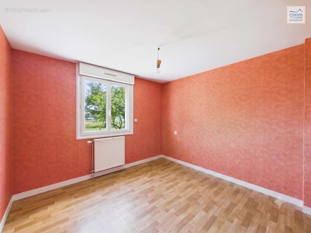Maison de 67 m² sur un terrain de 20 650 m² - photo 8