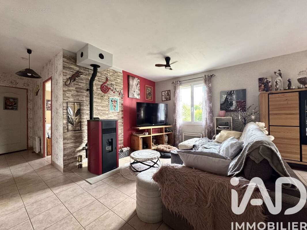 Maison 80 m² à Saint-Theodorit  - photo 2