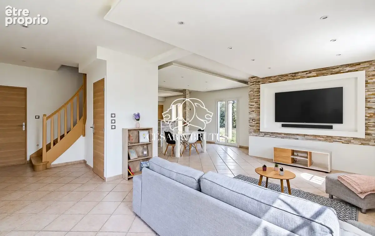 Maison 6 pièces 135 m² à vendre à Ecully (69130) - photo 4