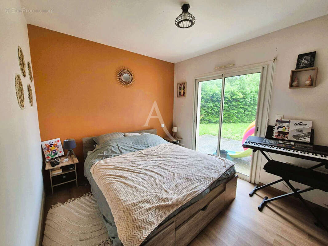 Maison à VILLENEUVE-DE-MARSAN