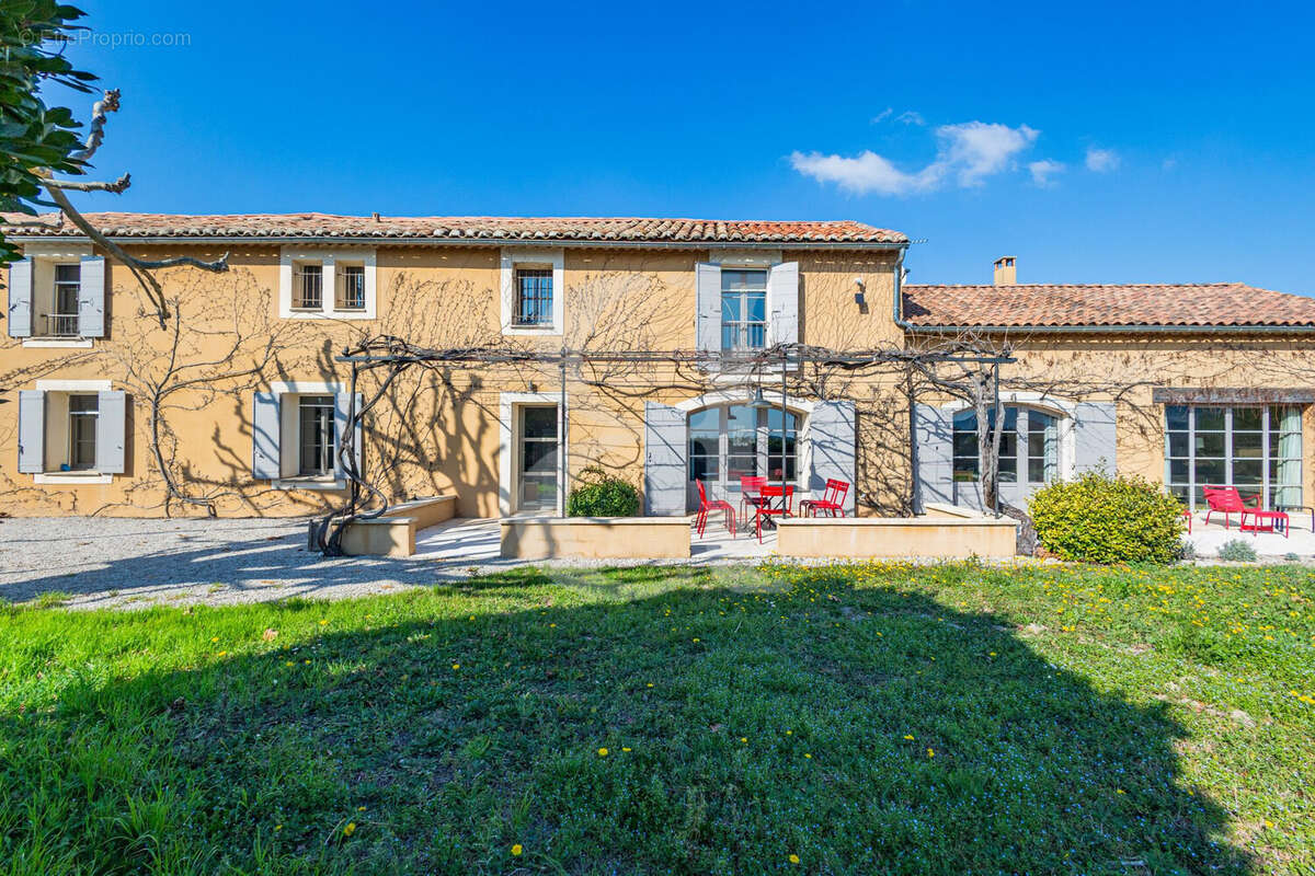 Maison à VAISON-LA-ROMAINE