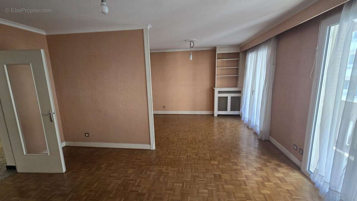 Appartement à LYON-3E