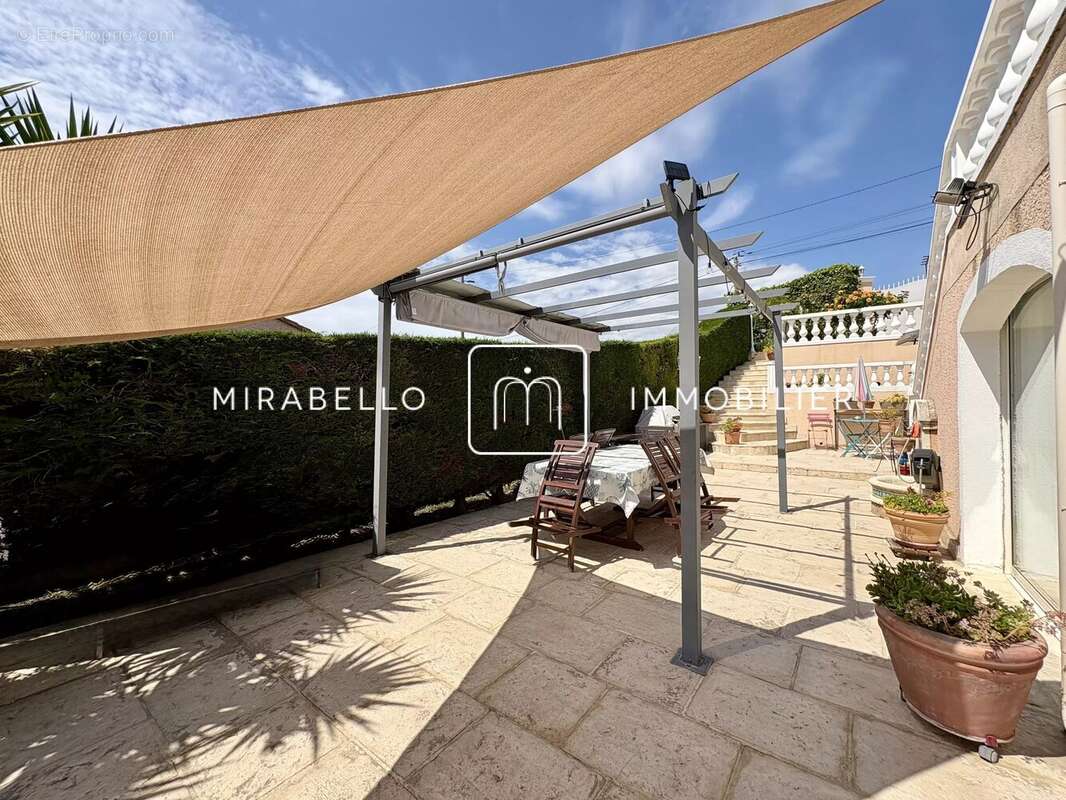 Maison 193 m² à Colomars  - photo 28