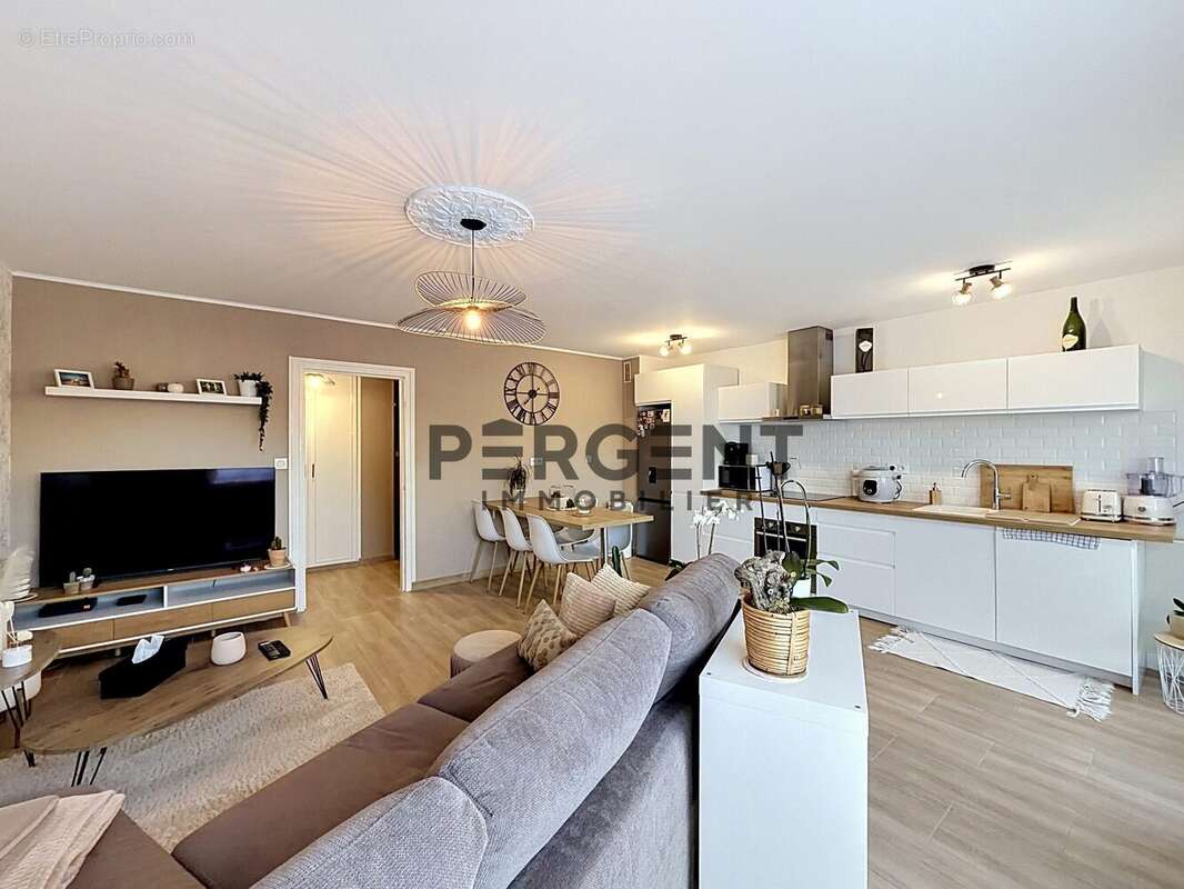 Appartement à CHARLEVILLE-MEZIERES