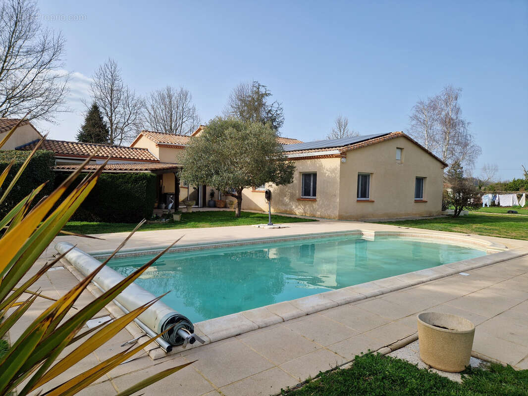 Maison à SAINTE-LIVRADE-SUR-LOT