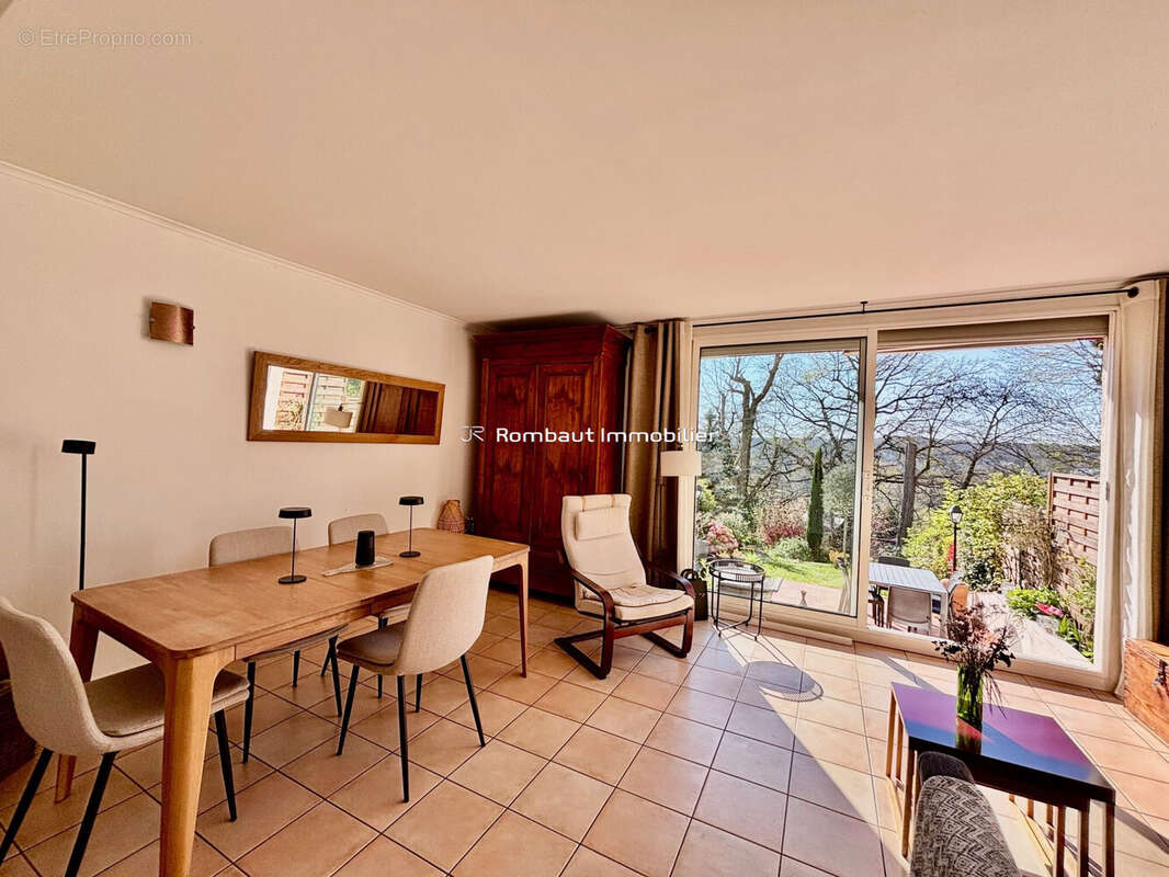 Maison à LA CELLE-SAINT-CLOUD