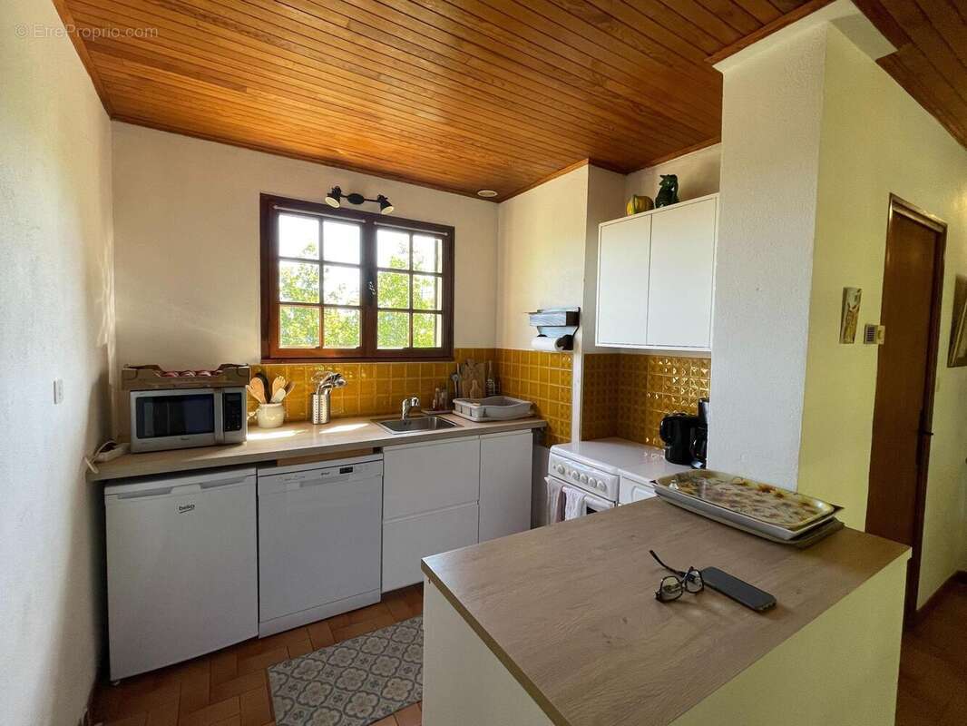 Maison 65 m² à Eyzahut  - photo 8