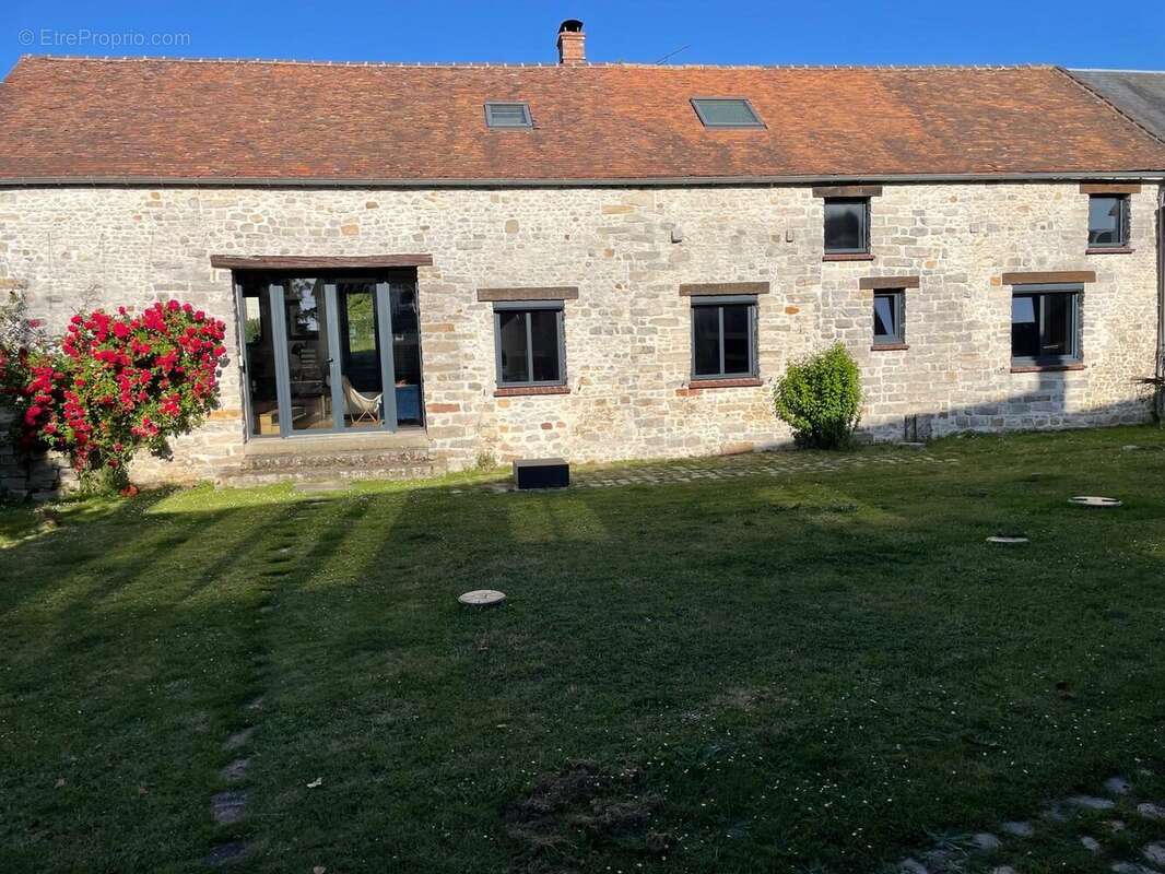 Maison à MILLY-LA-FORET