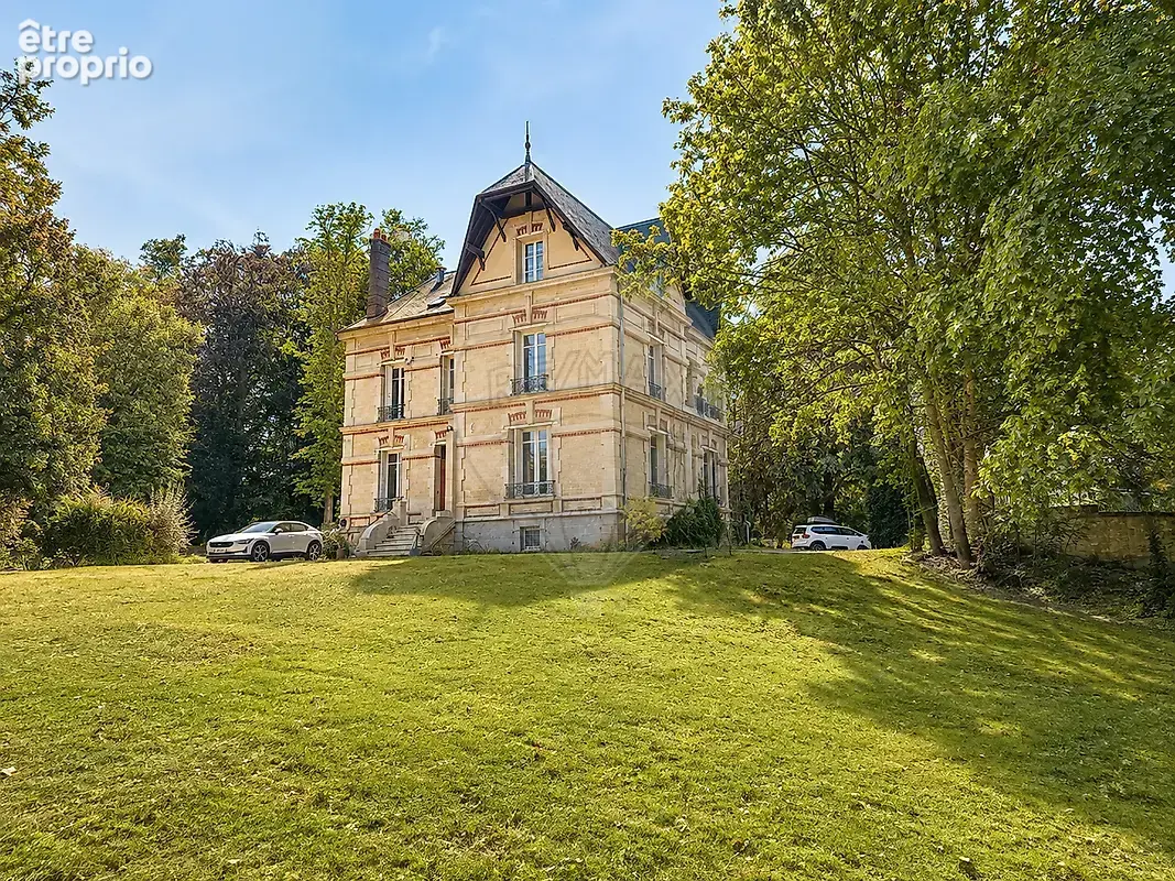 Maison à CHANTILLY