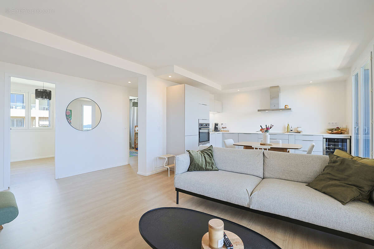 Appartement à LA FARLEDE